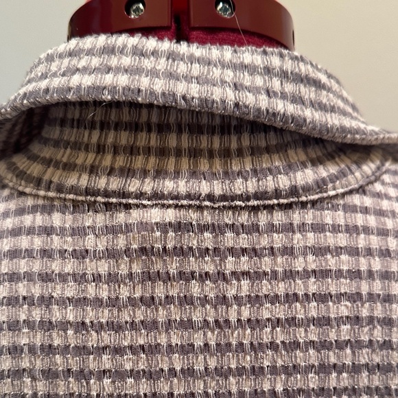 Wilfred Cropped Check Button Front Short Sleeve Shirt Top XS Gray Plaid NWT - Picture 9 of 14